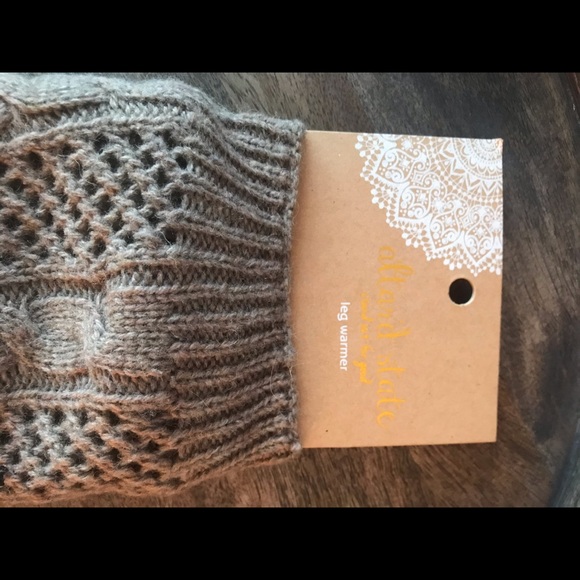 Altar’d State cozy leg warmers - Picture 3 of 4